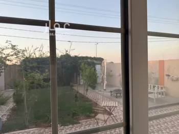 فيلا للبيع في شارع عبدالله ابن العباس, حي الروابي, مدينة ضريه, منطقة القصيم صورة 4