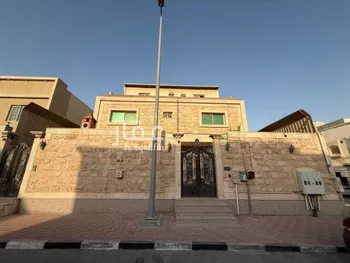 فيلا للبيع في شارع 10أ, حي غرناطة, مدينة الدمام, المنطقة الشرقية صورة 3