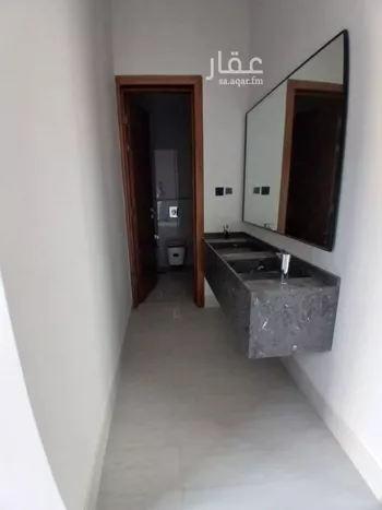 فيلا للبيع في شارع فيروز العبدالعزيز, حي المهدية, مدينة الرياض, منطقة الرياض صورة 4