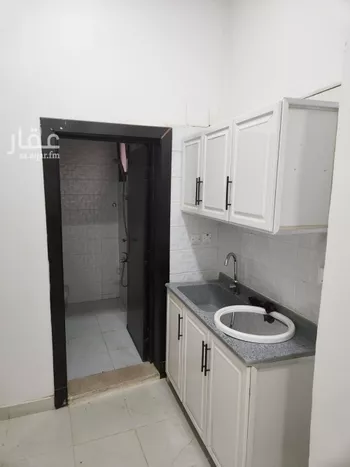 شقة للإيجار في شارع الامير مقرن بن عبدالعزيز, حي النزهة, مدينة الرياض, منطقة الرياض
