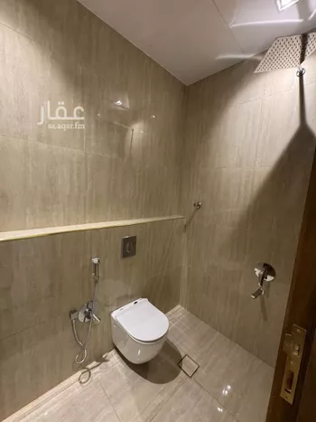 عمارة للبيع في شارع عمير بن سنان بن عرفطة, حي المهدية, مدينة الرياض, منطقة الرياض صورة 4