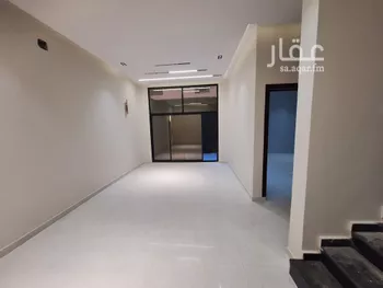 فيلا للبيع في شارع ابن سابان, حي العريجاء الأوسط, مدينة الرياض, منطقة الرياض صورة 2