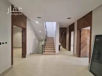 فيلا للبيع في شارع درنة, حي عكاظ, مدينة الرياض, منطقة الرياض صورة 2