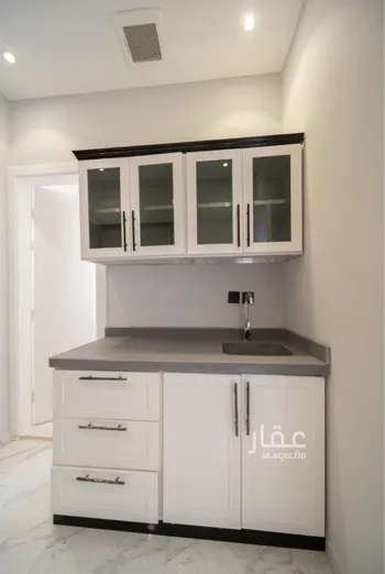 شقة للإيجار في شارع طريق الملك عبد الله, حي مغرزات, مدينة الرياض, منطقة الرياض صورة 3