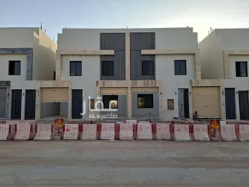 فيلا للبيع في شارع ابن المنذر, حي عكاظ, مدينة الرياض, منطقة الرياض