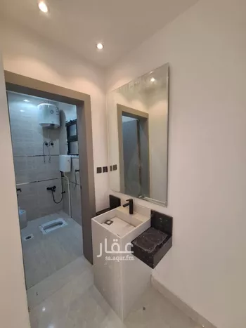 فيلا للبيع في شارع يحيى الذماري, حي بدر, مدينة الرياض, منطقة الرياض صورة 4