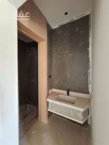 دور للبيع في شارع الذهبي, حي طويق, مدينة الرياض, منطقة الرياض صورة 2