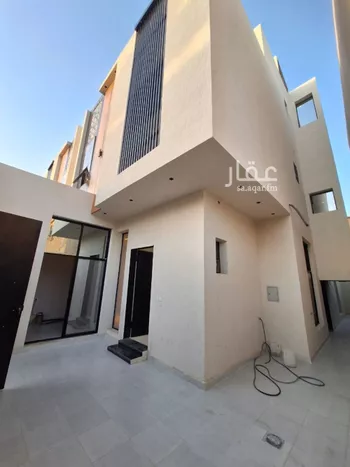 فيلا للبيع في شارع بشير البصري, حي العريجاء الأوسط, مدينة الرياض, منطقة الرياض صورة 2