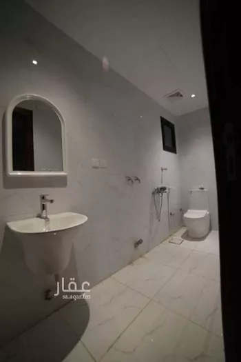 فيلا للبيع في شارع مخلد بن جعفر, حي الرانوناء, مدينة المدينه المنوره, منطقة المدينة المنورة صورة 5