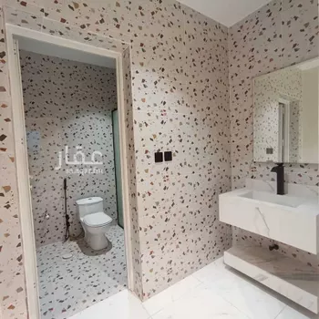شقة للبيع في شارع أمان بن الحكم, حي السويس 1, مدينة جازان, منطقة جازان صورة 2