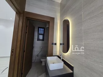 فيلا للبيع في شارع درنة, حي عكاظ, مدينة الرياض, منطقة الرياض صورة 4