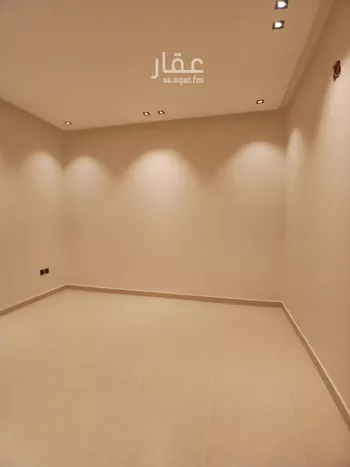 دور للبيع في شارع درنة, حي عكاظ, مدينة الرياض, منطقة الرياض صورة 4