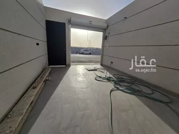 فيلا للبيع في شارع درنة, حي عكاظ, مدينة الرياض, منطقة الرياض صورة 2