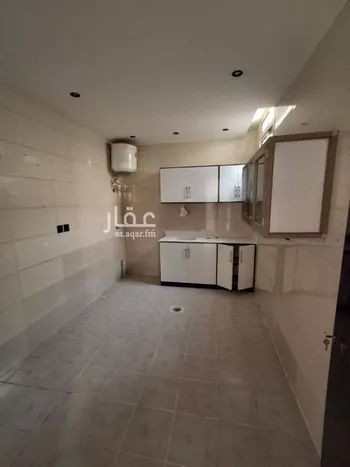 شقة للإيجار في شارع الملك عبدالعزيز ابن عبدالرحمن سعود ، حي الخالدية ، الدرعية ، الدرعية