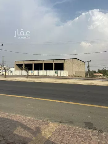 محل للإيجار في شارع طريق الملك عبدالله بن عبدالعزيز, حي النهضة, مدينة محائل, منطقة عسير صورة 2