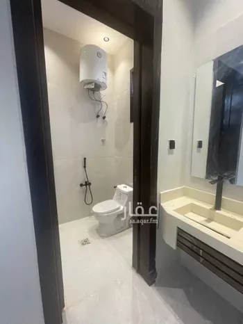 فيلا للبيع في شارع المزيني , حي بدر, مدينة الرياض, منطقة الرياض صورة 5