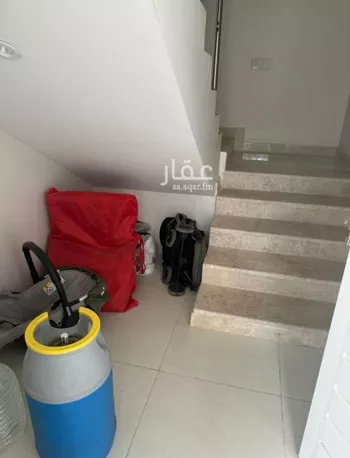 دور للبيع في شارع ابن المغازلي, حي الشفاء, مدينة الرياض, منطقة الرياض صورة 2