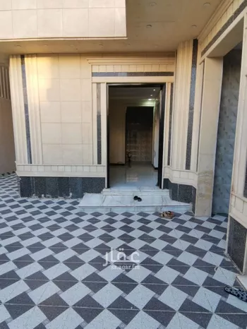 فيلا للبيع في شارع ابي الحسن بن قانع, حي الرمال, مدينة الرياض, منطقة الرياض