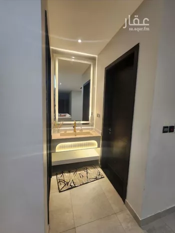 دور للبيع في شارع عبدالخالق بن أبي طاهر, حي عكاظ, مدينة الرياض, منطقة الرياض صورة 2