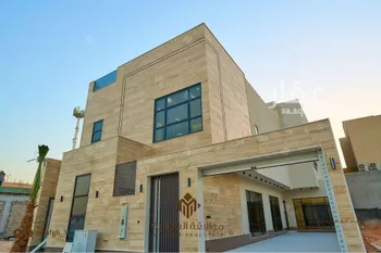 فيلا للبيع في شارع زينب بنت أبي سلمة, حي المهدية, مدينة الرياض, منطقة الرياض صورة 2
