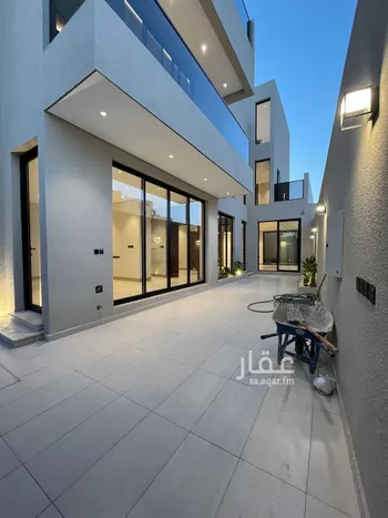فيلا للبيع في شارع أحمد الكازروني, حي المهدية, مدينة الرياض, منطقة الرياض صورة 4
