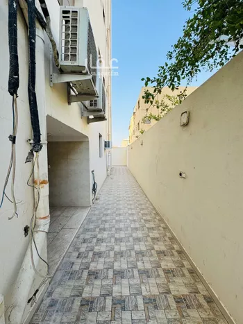 شقة للإيجار في شارع عبدالرحمن ابن ابي عقيل, حي طيبة, مدينة الدمام, المنطقة الشرقية صورة 2