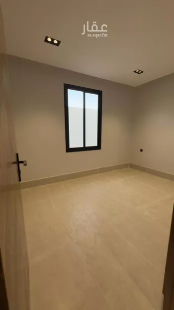 فيلا للبيع في شارع حسين الأبريقي, حي عكاظ, مدينة الرياض, منطقة الرياض صورة 5