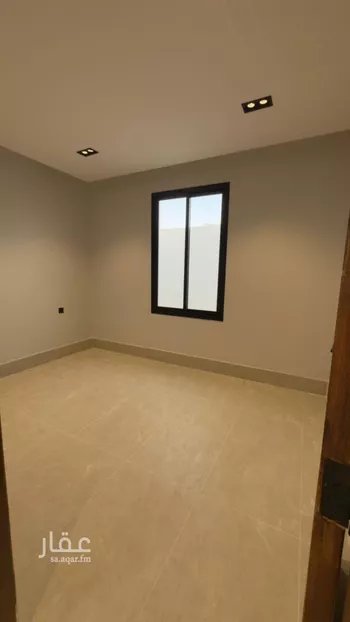 فيلا للبيع في شارع حسين الأبريقي, حي عكاظ, مدينة الرياض, منطقة الرياض صورة 4