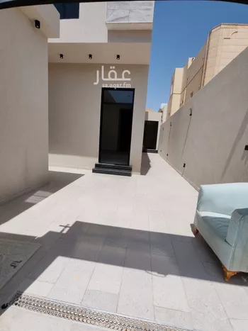 دور للبيع في شارع عبدالله الأنصاري, حي الخليج, مدينة الرياض, منطقة الرياض صورة 2