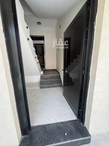 شقة للبيع في شارع عاصم الكاتب, حي الملك فيصل, مدينة الرياض, منطقة الرياض صورة 2