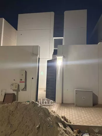 فيلا للإيجار في شارع أحمد بن قطرب ، حي الفاروق ، الرياض ، منطقة الرياض