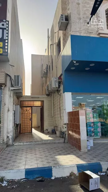 عمارة للبيع في شارع الحارث بن عمرو الانصارى ، حي الدفاع ، المدينة المنورة ، منطقة المدينة المنورة صورة 2