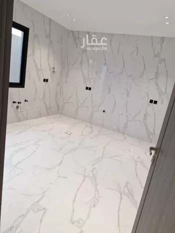 فيلا للبيع في شارع البرج, حي الشعلة, مدينة الدمام, المنطقة الشرقية صورة 3