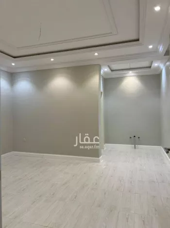 فيلا للبيع في شارع خديجة بنت خويلد, حي العريجاء الغربي, مدينة الرياض, منطقة الرياض صورة 3