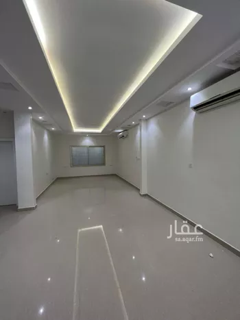 فيلا للبيع في شارع خليل بن الجبرتي, حي القيروان, مدينة الرياض, منطقة الرياض صورة 2