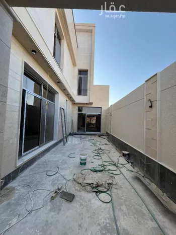 فيلا للبيع في شارع الكمال بن طلحة, حي المهدية, مدينة الرياض, منطقة الرياض صورة 4