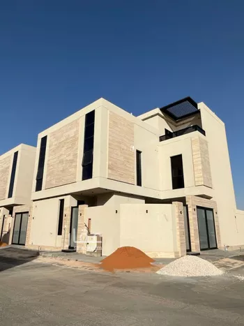 فيلا للبيع في شارع أبي نزار الصنعاني اليمني, حي المهدية, مدينة الرياض, منطقة الرياض صورة 5