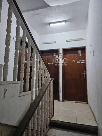 عمارة للبيع في شارع السابع والعشرون, حي الثقبة, مدينة الخبر, المنطقة الشرقية صورة 3