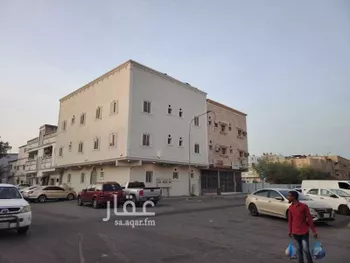 عمارة للبيع في شارع الثالث عشر, حي الثقبة, مدينة الخبر, المنطقة الشرقية صورة 3