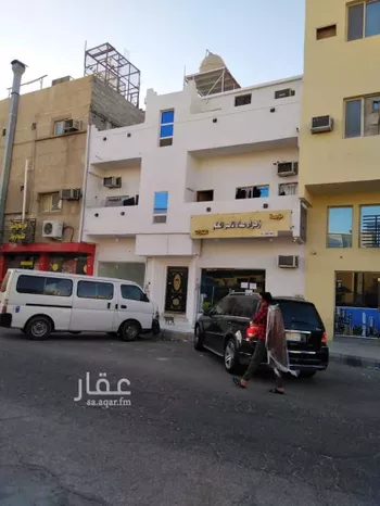 عمارة للبيع في شارع السابع عشر, حي الثقبة, مدينة الخبر, المنطقة الشرقية