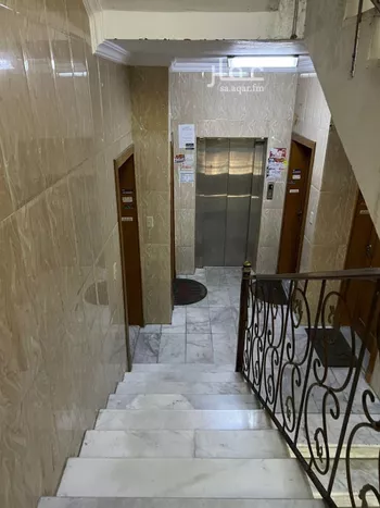 عمارة للبيع في شارع ابوحامد الوكيل, حي الزهور, مدينة الدمام, المنطقة الشرقية صورة 2