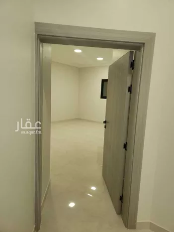 شقة للإيجار في شارع  زايد ابن سلطان نهيان, حي المدينة, مدينة الرس, منطقة القصيم