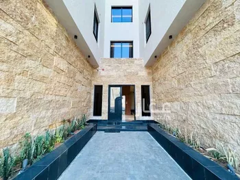 شقة للإيجار في شارع وادي هرجاب, حي المهدية, مدينة الرياض, منطقة الرياض صورة 2
