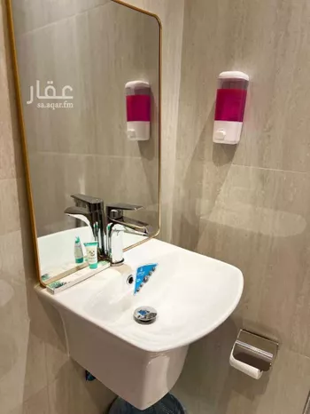 شقة مفروشة للحجز في شارع الأميرة سارة بنت أحمد السديري ، حي الضباط ، الرياض ، منطقة الرياض صورة 2