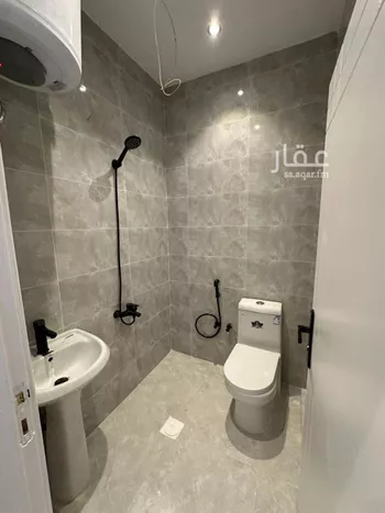 شقة للإيجار في شارع العقيلة, حي الملك فهد, مدينة الرياض, منطقة الرياض