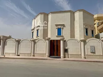 فيلا للبيع في شارع ابن شريم, حي المرسلات, مدينة الرياض, منطقة الرياض