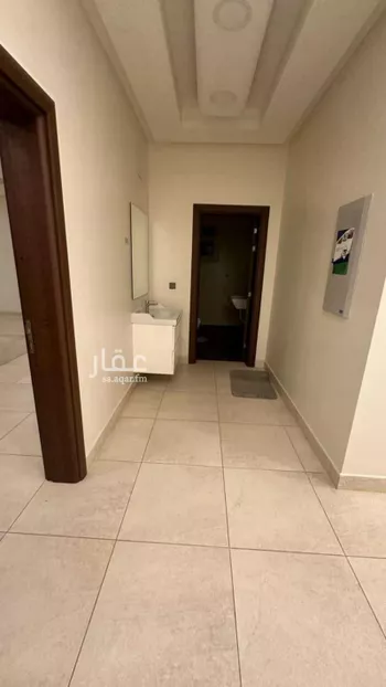 شقة للإيجار في شارع خلف بن سعيد, حي الملقا, مدينة الرياض, منطقة الرياض صورة 3
