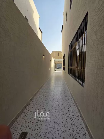 دور للبيع في شارع  مسلم, حي بدر, مدينة الرياض, منطقة الرياض صورة 4