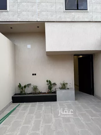 دور للبيع في شارع طليحة بن خويلد, حي طويق, مدينة الرياض, منطقة الرياض صورة 2