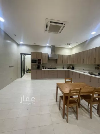 فيلا للإيجار في شارع حسين الرشيدي, حي العارض, مدينة الرياض, منطقة الرياض صورة 3